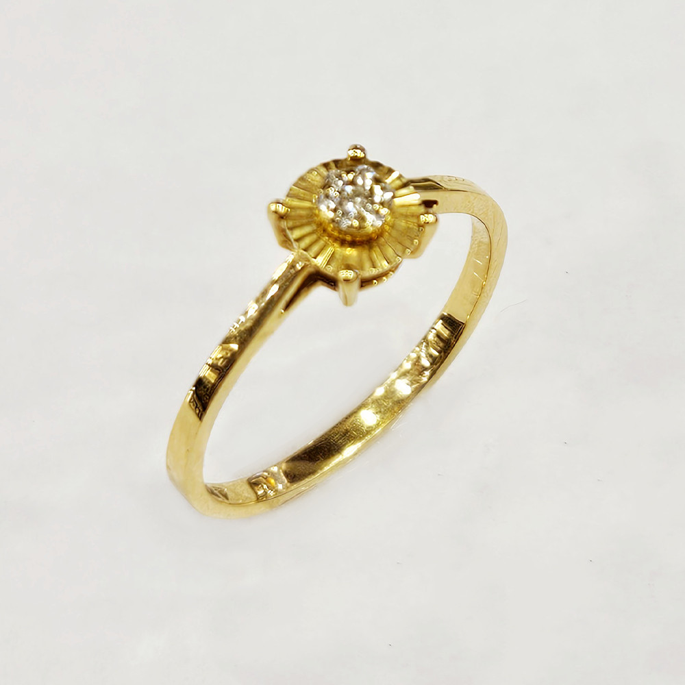 DIAMOND RING
